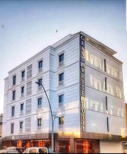 Grand White Hotel