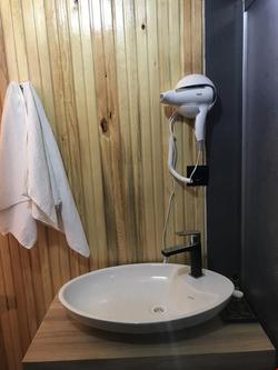 Desbunda Otel