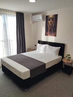 La Casa De Airport Hotel