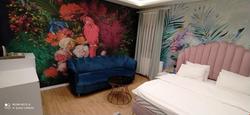 Hola Suites Hotel