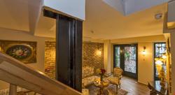 By Murat Royal Hotel