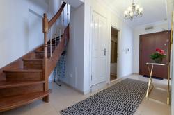 Marvelous Central 3BR/2BA Dblx w Terrace&Views