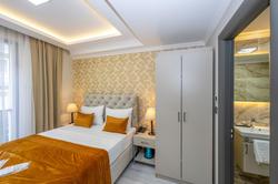 Skystar Deluxe Hotel