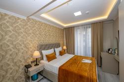 Skystar Deluxe Hotel