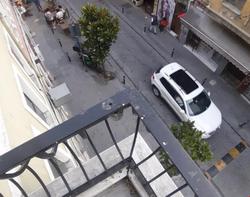 Yeldeğirmeni Suit
