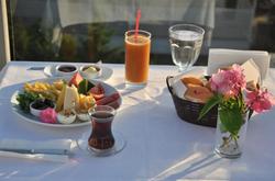 Dragos Island Hotel Restauran & Spa
