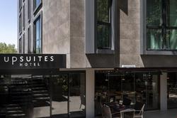 Upsuites Hotel