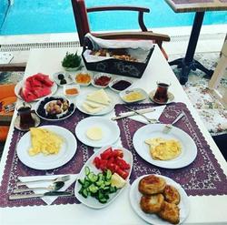 Alaçatı Bedirhan Konak Otel