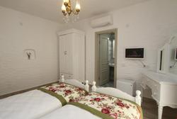 Alya Mou Butik Hotel