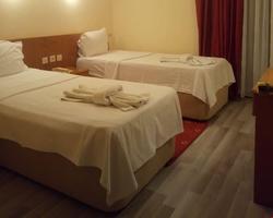 Kanarya Otel Çeşme