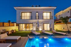 Meruno Alaçatı (Adults Only +12)