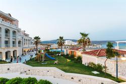 Doubletree by Hilton Çesme Alaçati Beach Resort