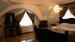 Kurşunluhan Hotel