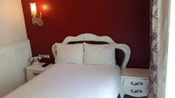 Azade Otel