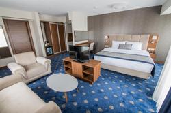 Looks Hotel