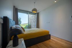 Bodrum Yalıçiftlik'te Denize Sıfır Özel Plajlı Tesis İçerisinde Villa EVT1937