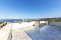 Raisin | Bodrum