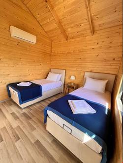 Karya Bungalov