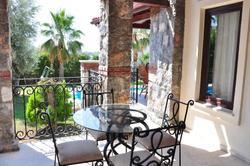 Olive Villa B