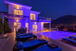 Villa Residence 4