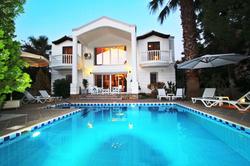 Villa Center