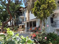 Red Hotel Hisarönü