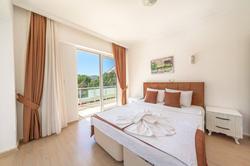 Villa Pine 8