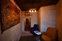 Larissa Cave Hotel