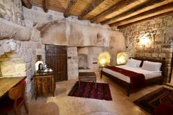 Under Cave Hotel