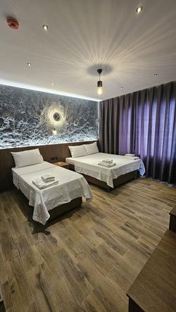 Rever Hotel
