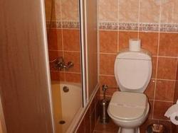 Uslan Hotel