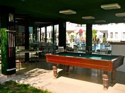 Club Cherry Apart
