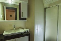 Golda Hotel