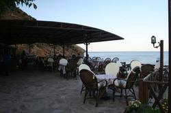 Golden River Hotel