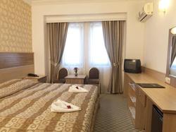 Otel Altinyazi