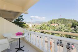 Club Amaris Apartments