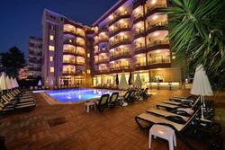 Dolphin Hotel