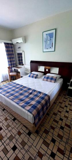 Medis Hotel Çesme
