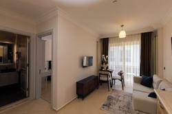 Kamer Suites & Hotel