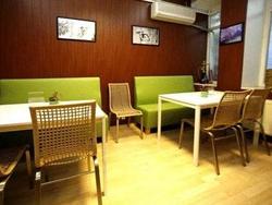 Hush Hostel Lounge