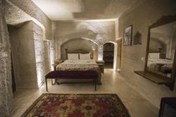 Spelunca Cave Hotel