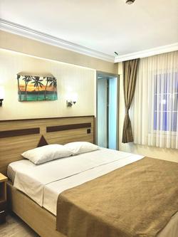 Gold Hotel