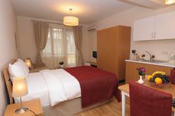 Three Apples Taksim Residence
