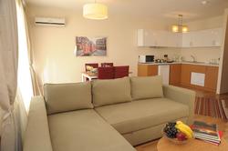 Three Apples Taksim Residence