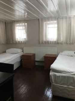 Piya Hostel