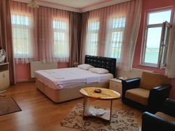 Yali Hotel