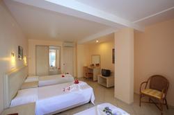 Catamaran Hotel