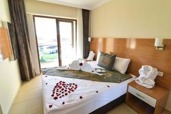 Grand Özgül Thermal Holiday Village