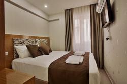 Kinali Hotel