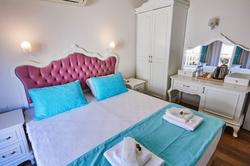 Yuva Hotel